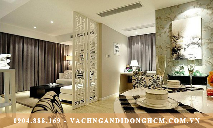 vach ngan phong khach 08