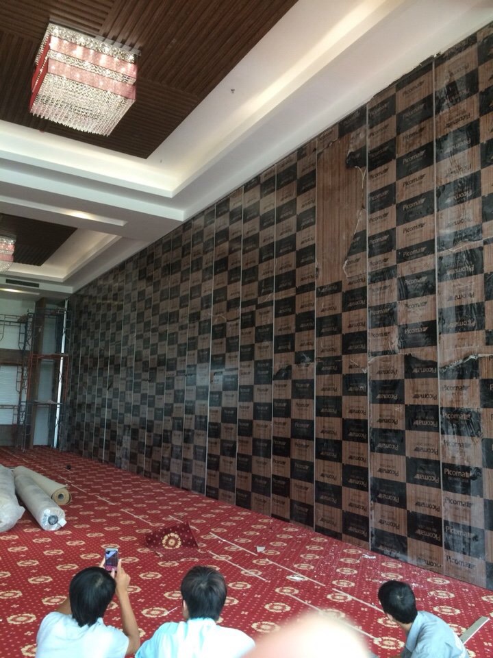 vách ngăn di động nhà hàng