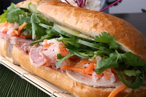 Bánh mì Huỳnh Hoa