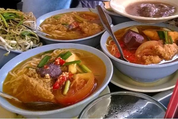 bún riêu chợ bến thành