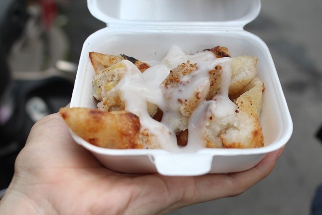 Chuối nướng (Võ Văn Tần, quận 3, gần ngã ba Võ Văn Tần - Cao Thắng