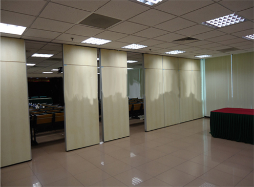 vách ngăn di động hcm