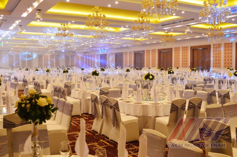 vach ngan di dong go vap